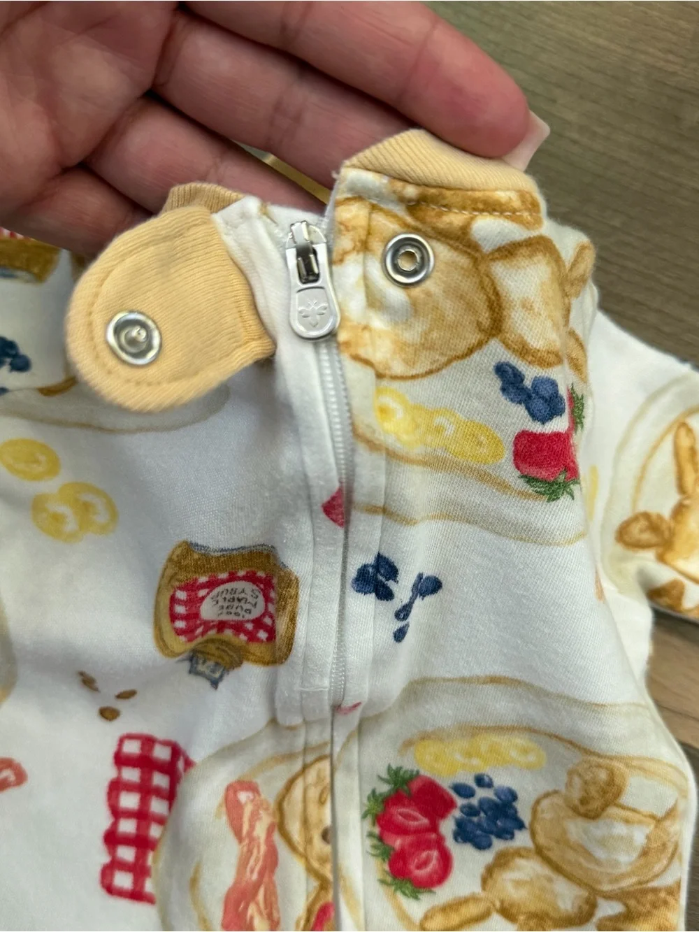 Burt's Bee Baby Pancake Breakfast Zip Front Footie PJs Size Newborn